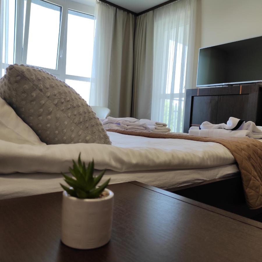 Apartament Promenada Park 코워브제크 외부 사진