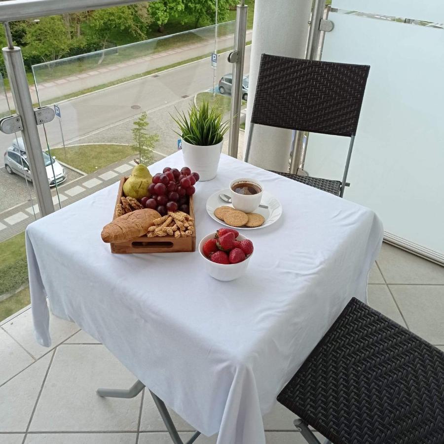 Apartament Promenada Park 코워브제크 외부 사진
